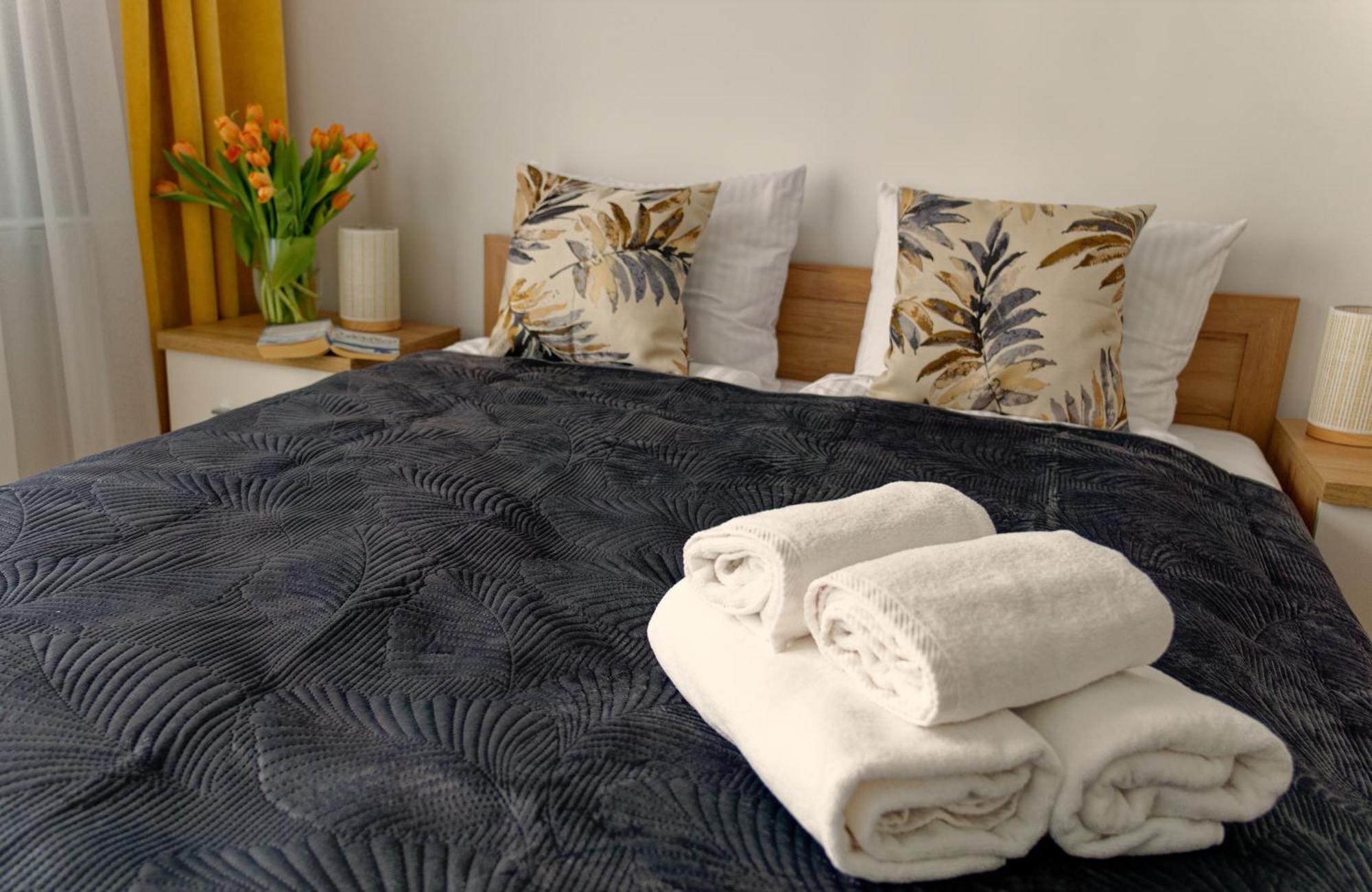 Przytulny Apartament Z Ogrodkiem W Doskonalej Lokalizacji Fair Rentals Wrocław Exteriör bild